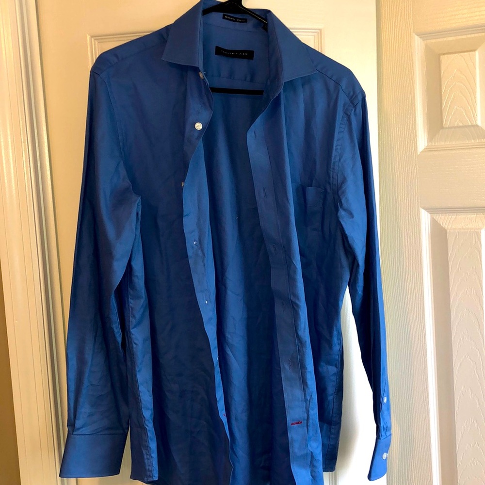 Men’s Tommy Hilfiger dress shirt
